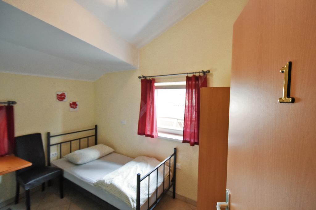Hostel X Point Kobarid Camera foto