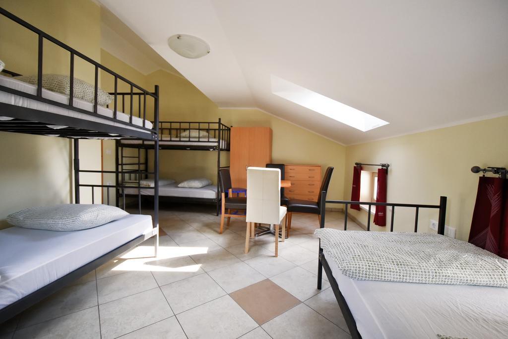 Hostel X Point Kobarid Esterno foto